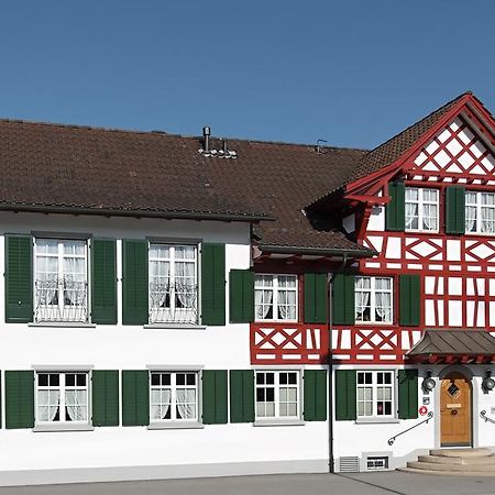 Gasthof Eisenbahn Weinfelden Buitenkant foto